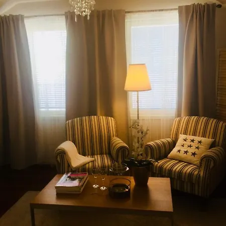 Bed & Breakfast Rhodo