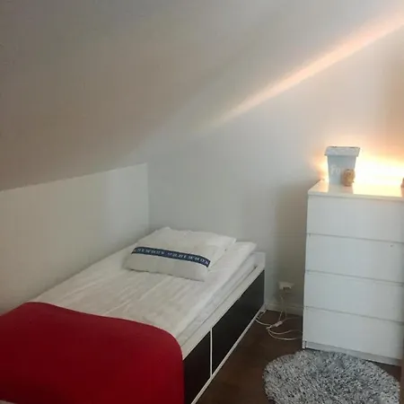 Rhodo Bed & Breakfast Vantaa